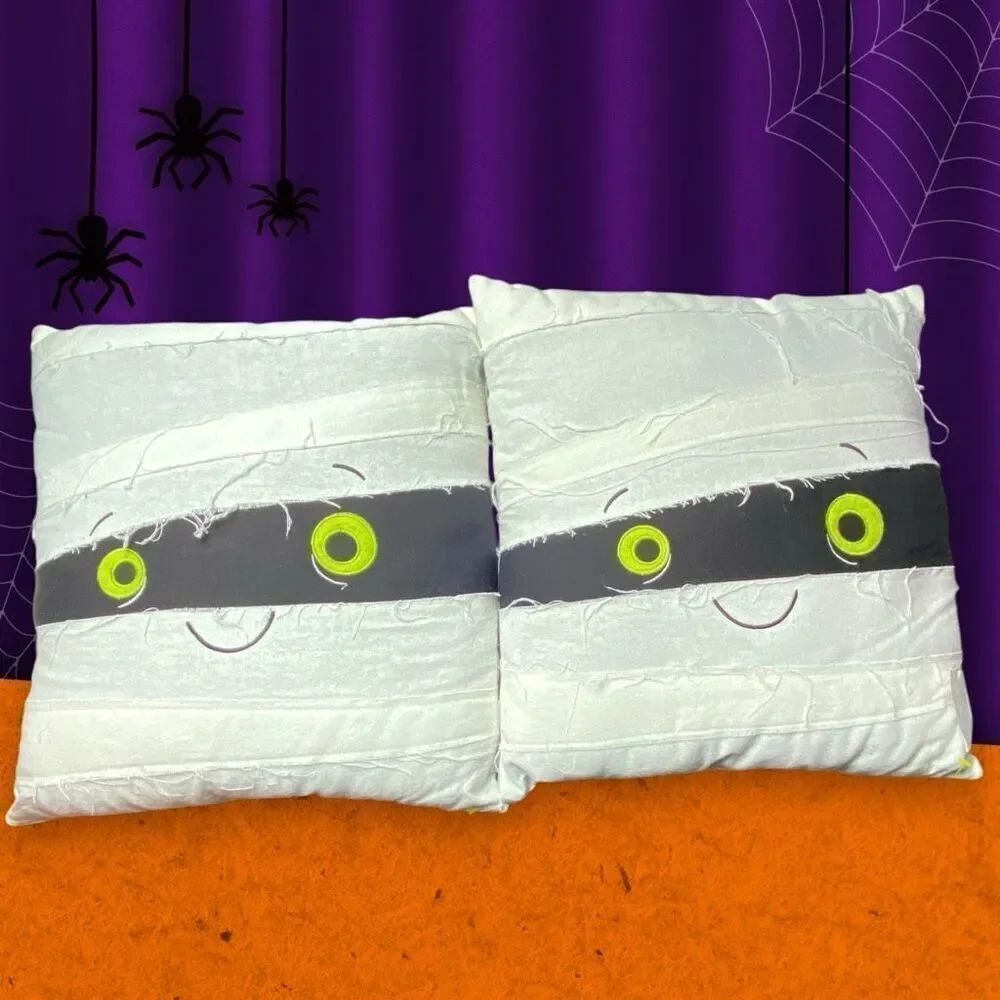 HALLOWEEN Mummy Throw Pillows 16” x 17” Set of 3